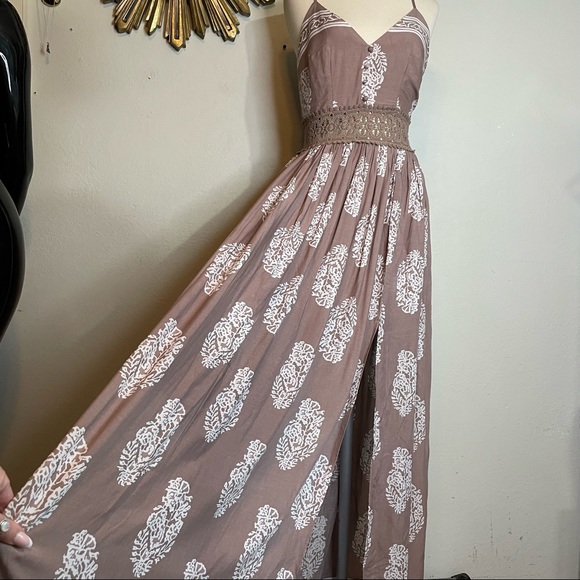 Wishlist Apparel Maxi Dress - Picture 2 of 13